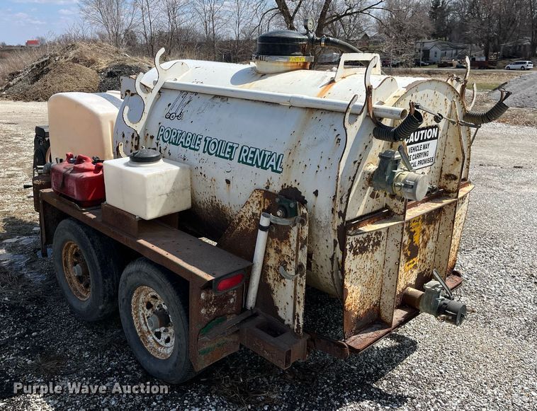 image for item LA9851 vacuum trailer