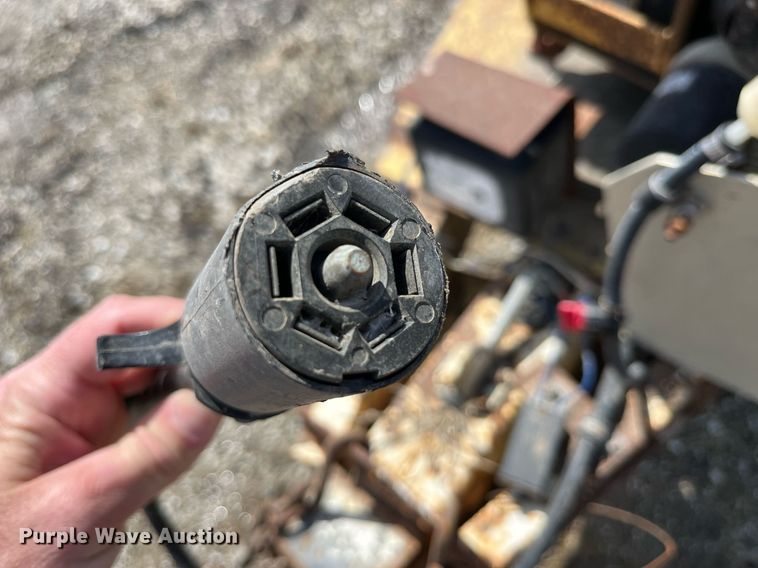 image for item LA9851 vacuum trailer