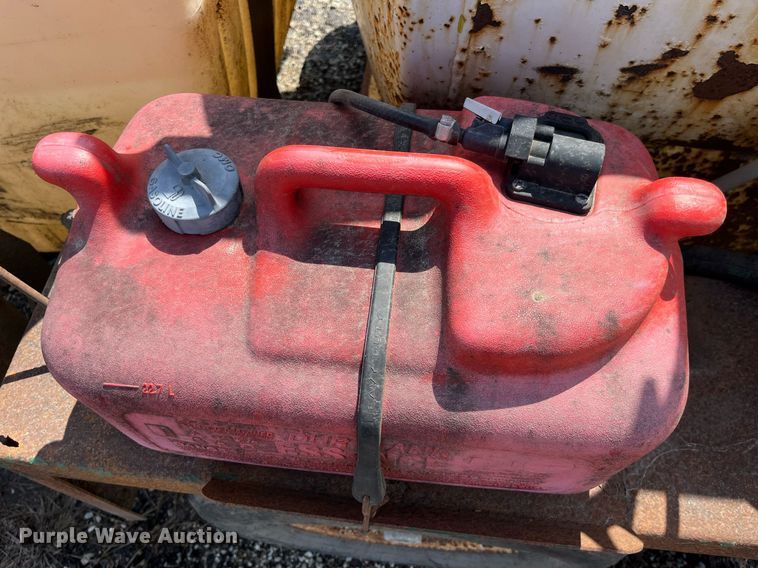 image for item LA9851 vacuum trailer