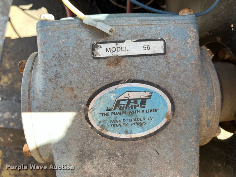 image for item LA9851 vacuum trailer