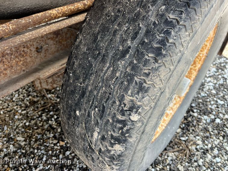 image for item LA9851 vacuum trailer