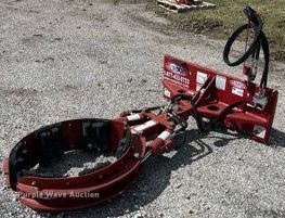 image for item LA9853 EZ Spotur  skid steer barrel handler