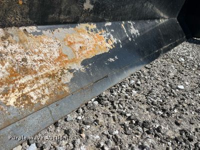 image for item LA9855 Circle L  skid steer snow pusher