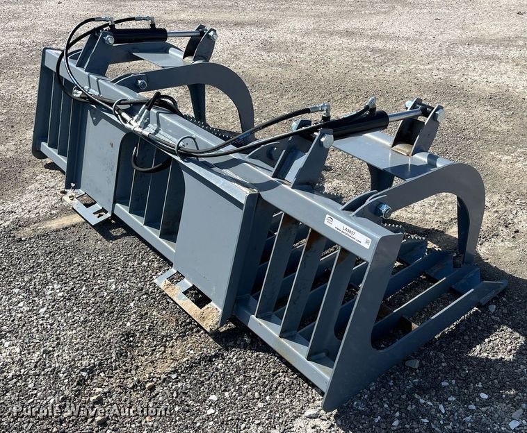 image for item LA9857 Skid steer grapple bucket