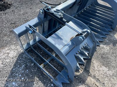 image for item LA9857 Skid steer grapple bucket