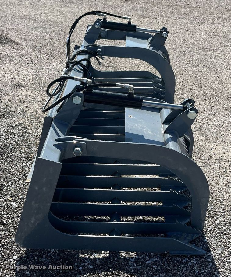 image for item LA9858 Skid steer grapple bucket