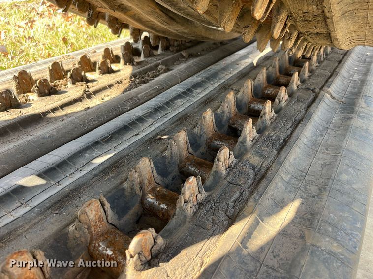 image for item LA9860 B450x86x55 skid steer rubber tracks