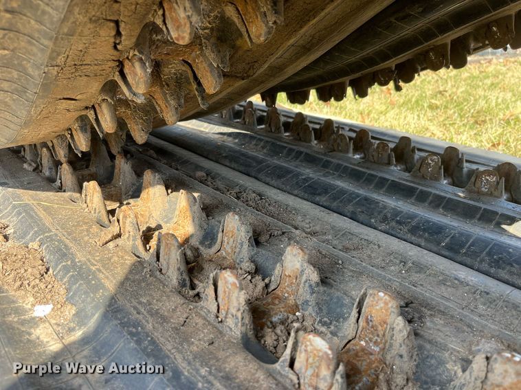 image for item LA9860 B450x86x55 skid steer rubber tracks