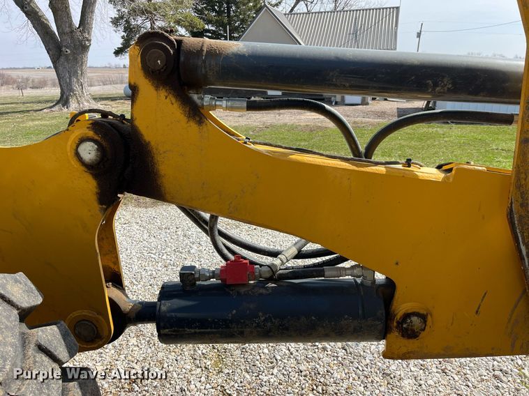 image for item LA9861 2019 John Deere 1812DC  scraper