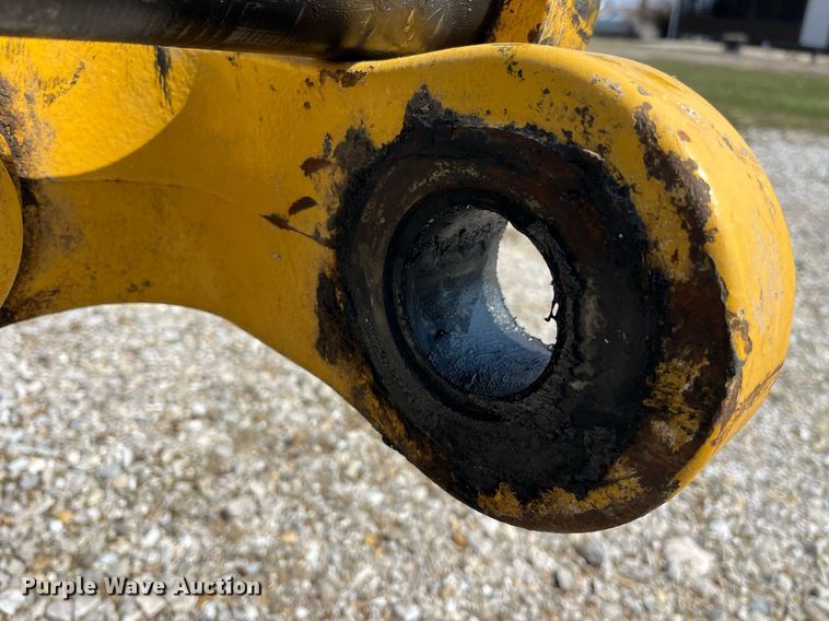 image for item LA9861 2019 John Deere 1812DC  scraper