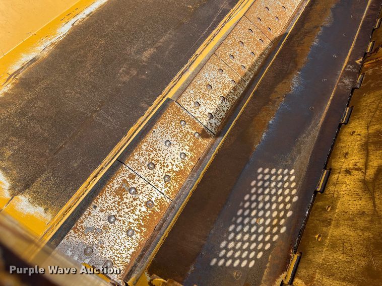 image for item LA9861 2019 John Deere 1812DC  scraper