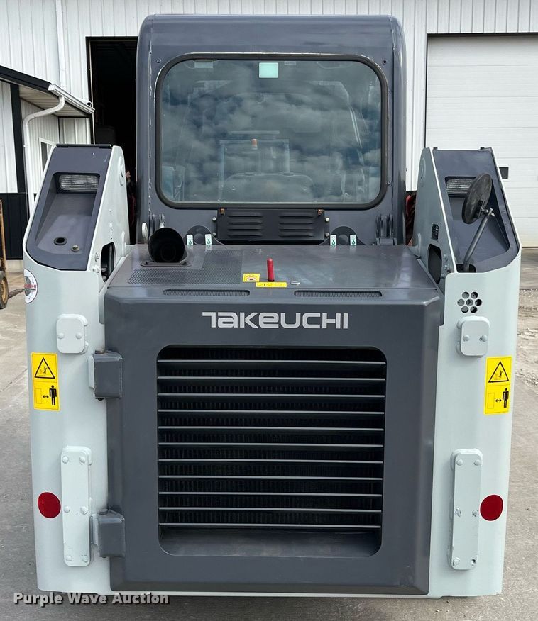 image for item LA9867 2015 Takeuchi TL8  tracked skid steer loader