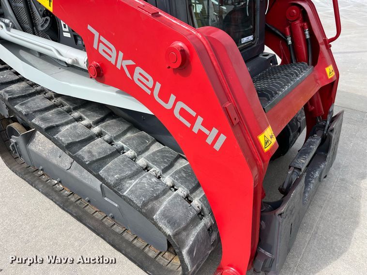 image for item LA9867 2015 Takeuchi TL8  tracked skid steer loader