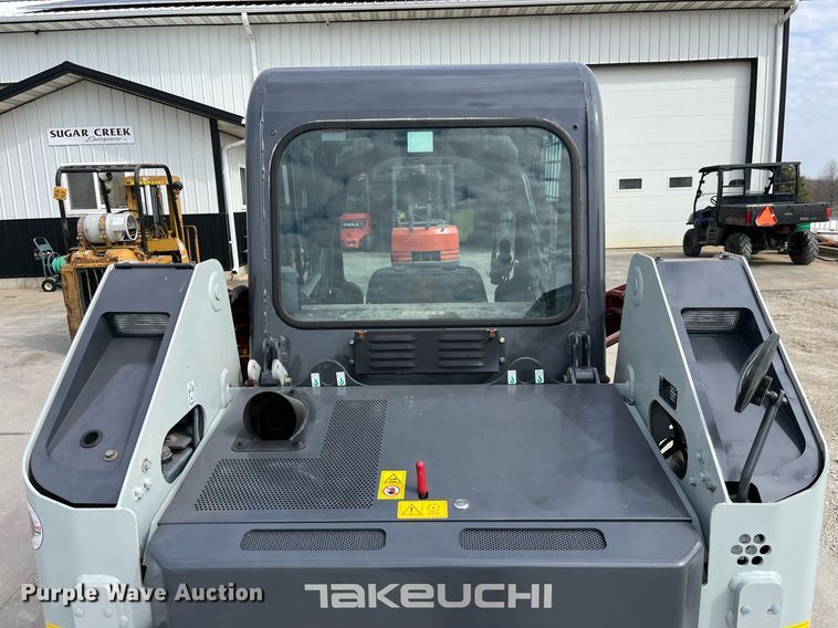 image for item LA9867 2015 Takeuchi TL8  tracked skid steer loader