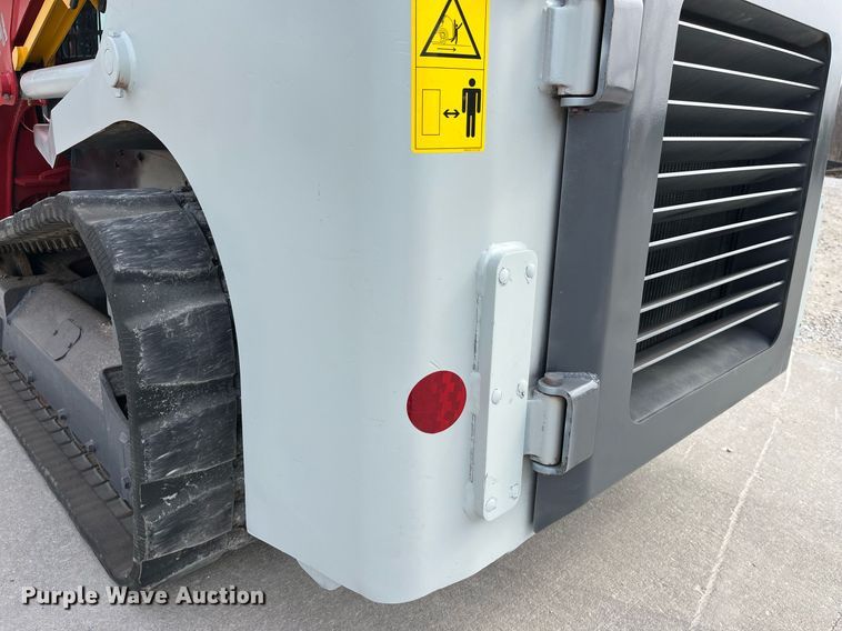 image for item LA9867 2015 Takeuchi TL8  tracked skid steer loader