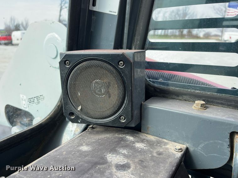 image for item LA9867 2015 Takeuchi TL8  tracked skid steer loader