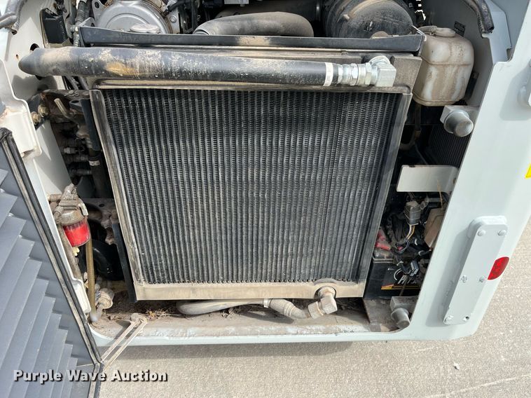 image for item LA9867 2015 Takeuchi TL8  tracked skid steer loader