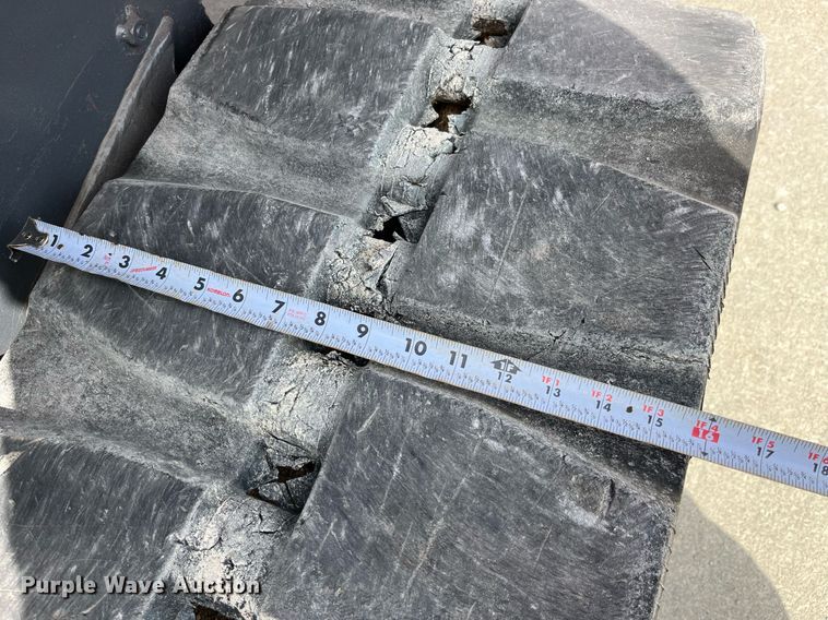 image for item LA9867 2015 Takeuchi TL8  tracked skid steer loader