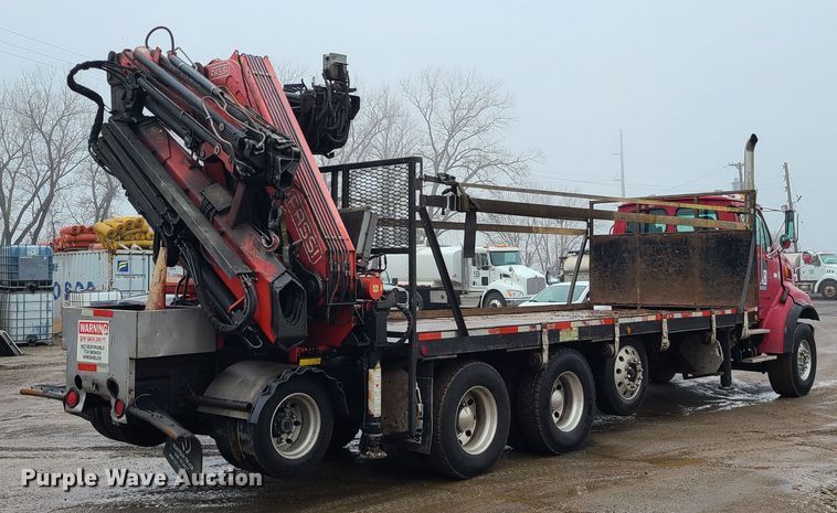 image for item LH9955 2006 Sterling L9500  crane truck