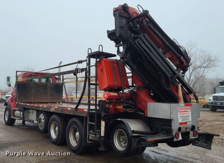 image for item LH9955 2006 Sterling L9500  crane truck