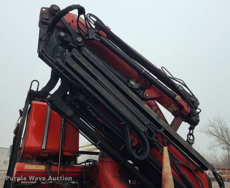 image for item LH9955 2006 Sterling L9500  crane truck