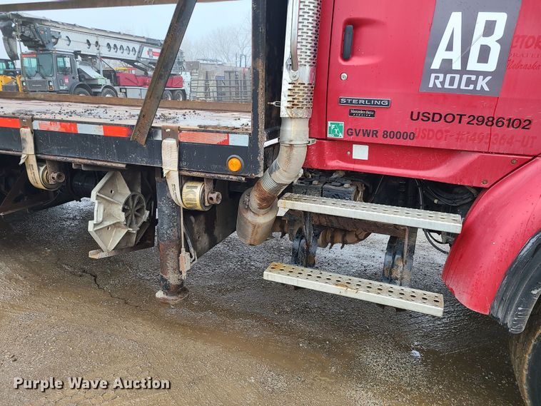 image for item LH9955 2006 Sterling L9500  crane truck