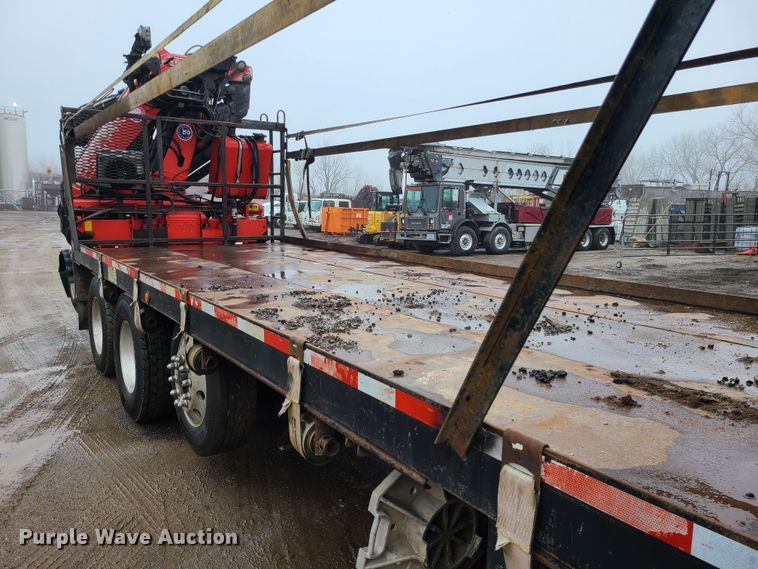 image for item LH9955 2006 Sterling L9500  crane truck