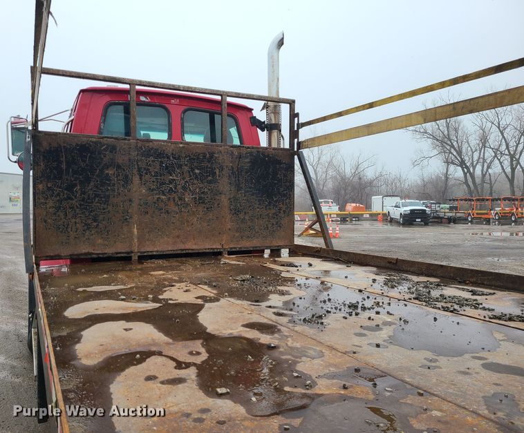 image for item LH9955 2006 Sterling L9500  crane truck