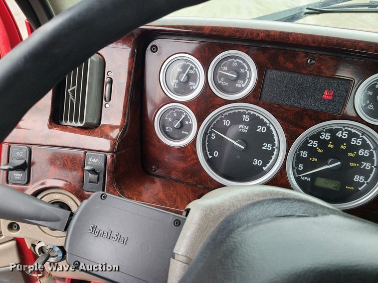 image for item LH9955 2006 Sterling L9500  crane truck