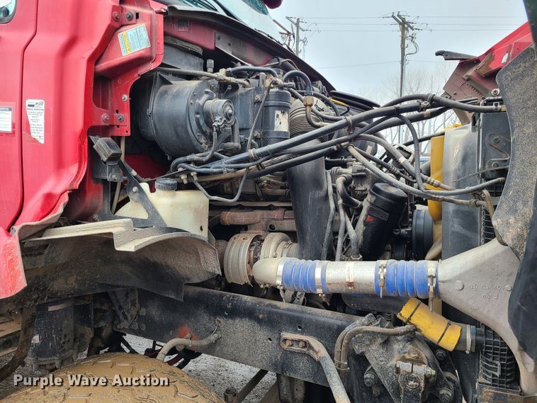 image for item LH9955 2006 Sterling L9500  crane truck