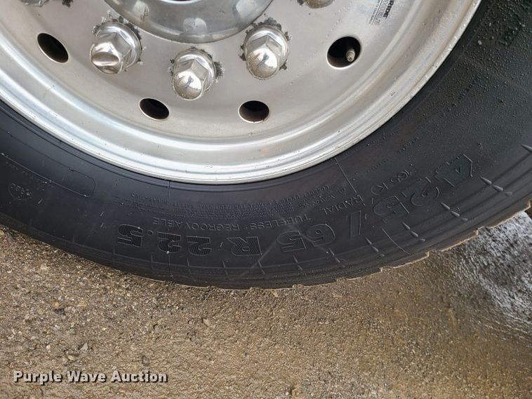 image for item LH9955 2006 Sterling L9500  crane truck