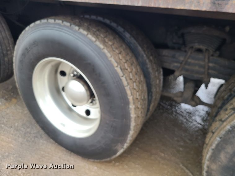 image for item LH9955 2006 Sterling L9500  crane truck