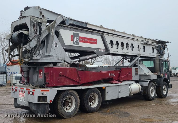 image for item LH9956 2007 Mack MR688S  material conveyor truck