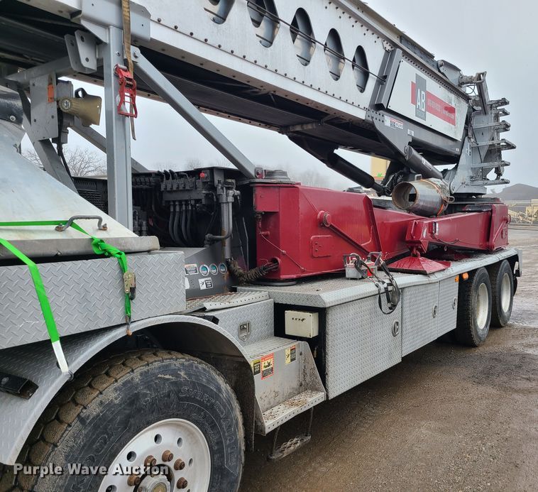 image for item LH9956 2007 Mack MR688S  material conveyor truck