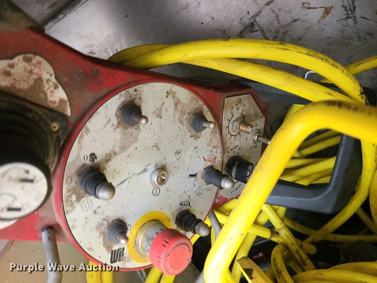 image for item LH9956 2007 Mack MR688S  material conveyor truck