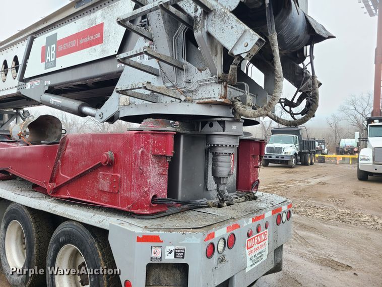 image for item LH9956 2007 Mack MR688S  material conveyor truck