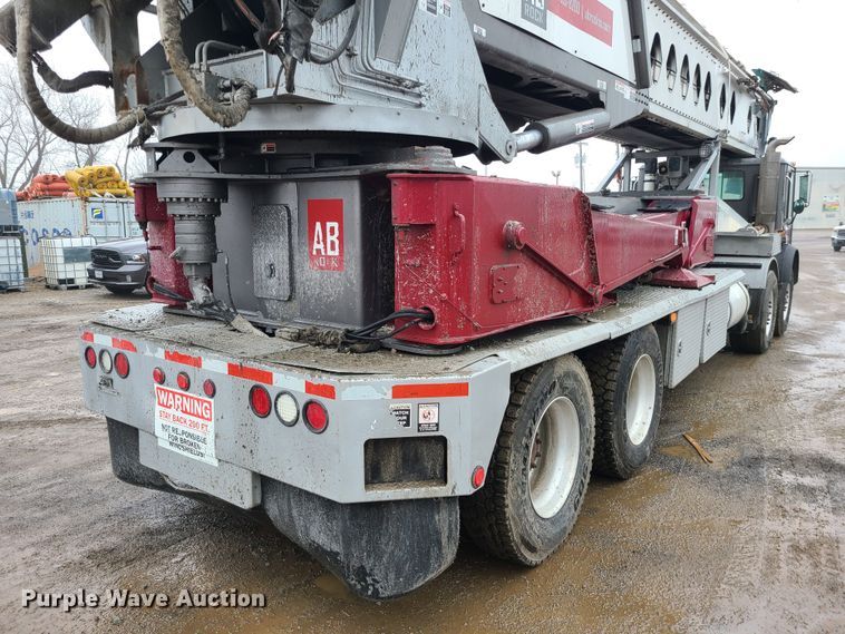 image for item LH9956 2007 Mack MR688S  material conveyor truck