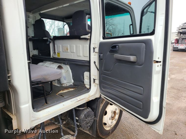 image for item LH9957 2017 Isuzu NPR  flatbed truck