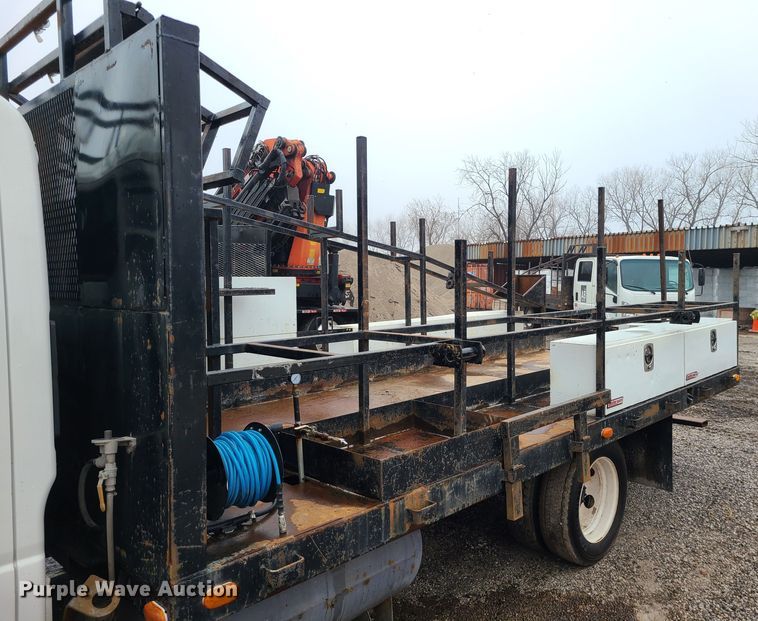 image for item LH9958 2018 Isuzu NPR  flatbed truck