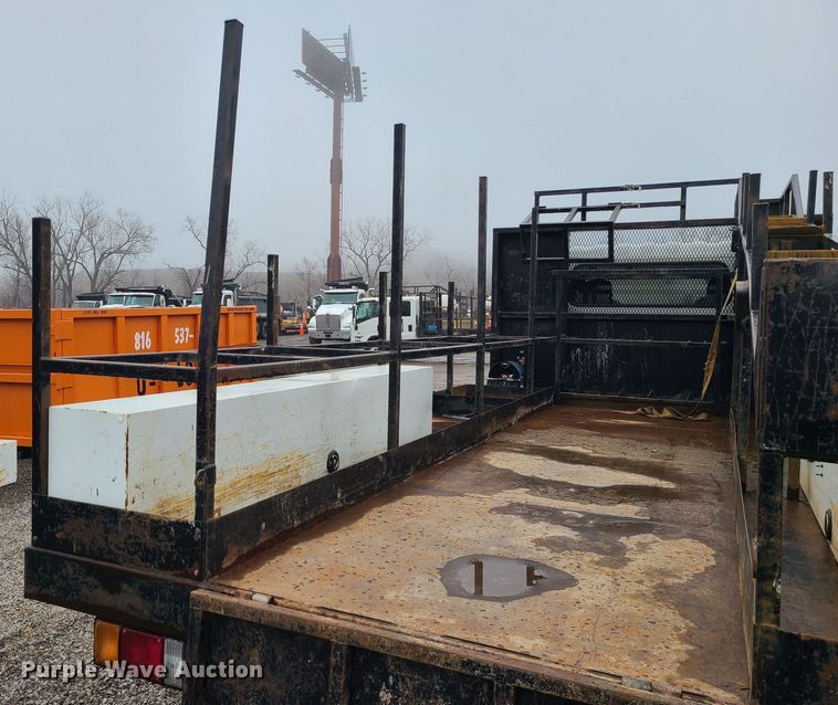 image for item LH9958 2018 Isuzu NPR  flatbed truck