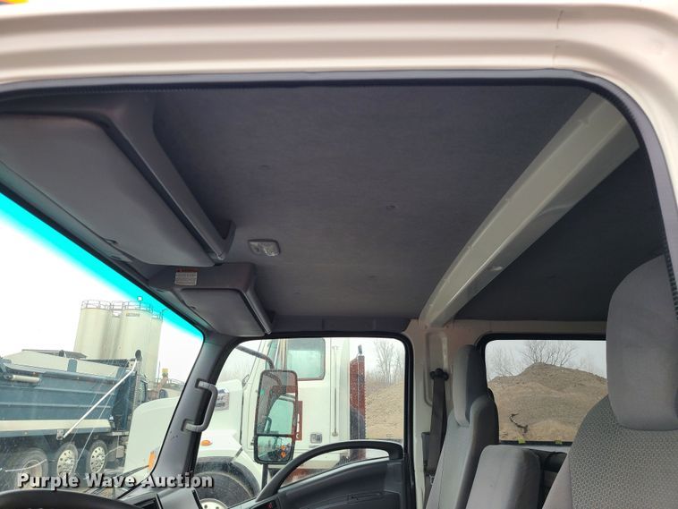 image for item LH9958 2018 Isuzu NPR  flatbed truck