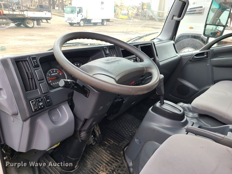 image for item LH9958 2018 Isuzu NPR  flatbed truck