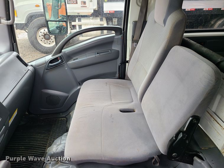 image for item LH9958 2018 Isuzu NPR  flatbed truck