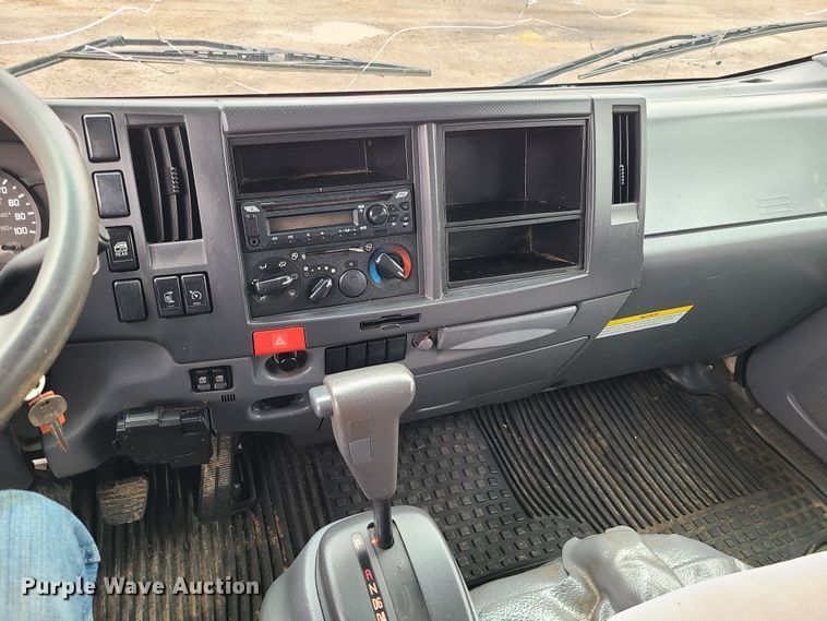 image for item LH9958 2018 Isuzu NPR  flatbed truck