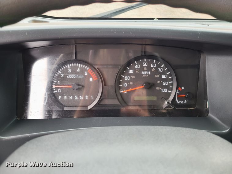 image for item LH9958 2018 Isuzu NPR  flatbed truck