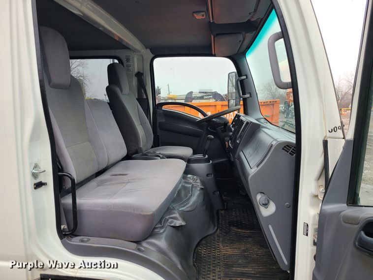 image for item LH9958 2018 Isuzu NPR  flatbed truck