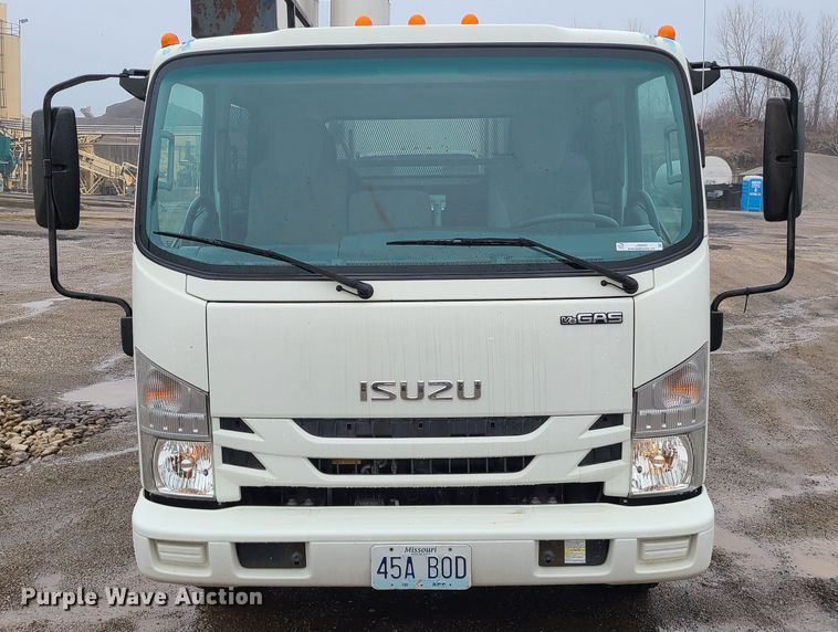 image for item LH9959 2017 Isuzu NPR  flatbed truck