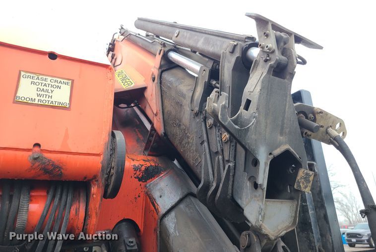 image for item LH9960 2014 Western Star 4700SB  crane truck