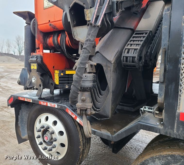 image for item LH9960 2014 Western Star 4700SB  crane truck