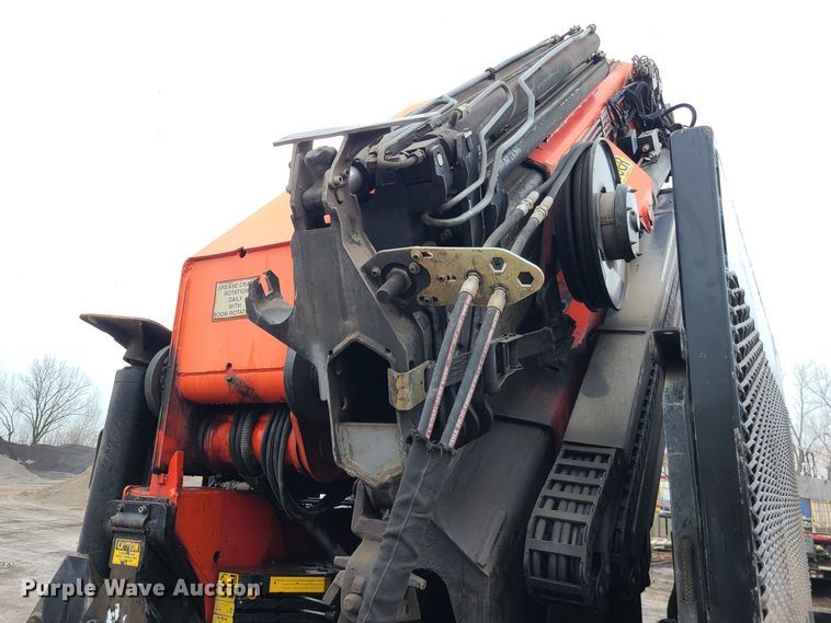 image for item LH9960 2014 Western Star 4700SB  crane truck